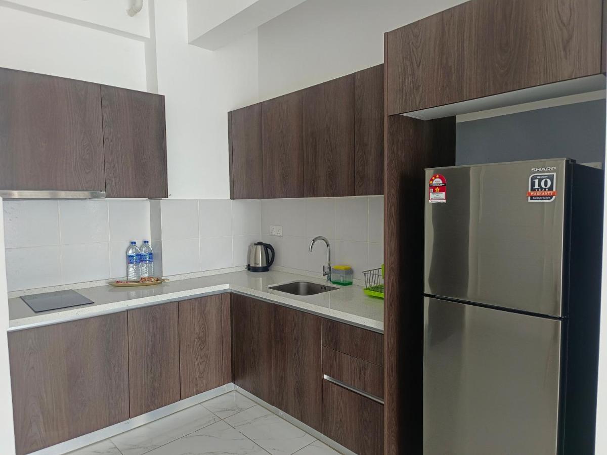 One Bedroom Troika Kota Bharu By Aghome, Modern Design Exteriör bild