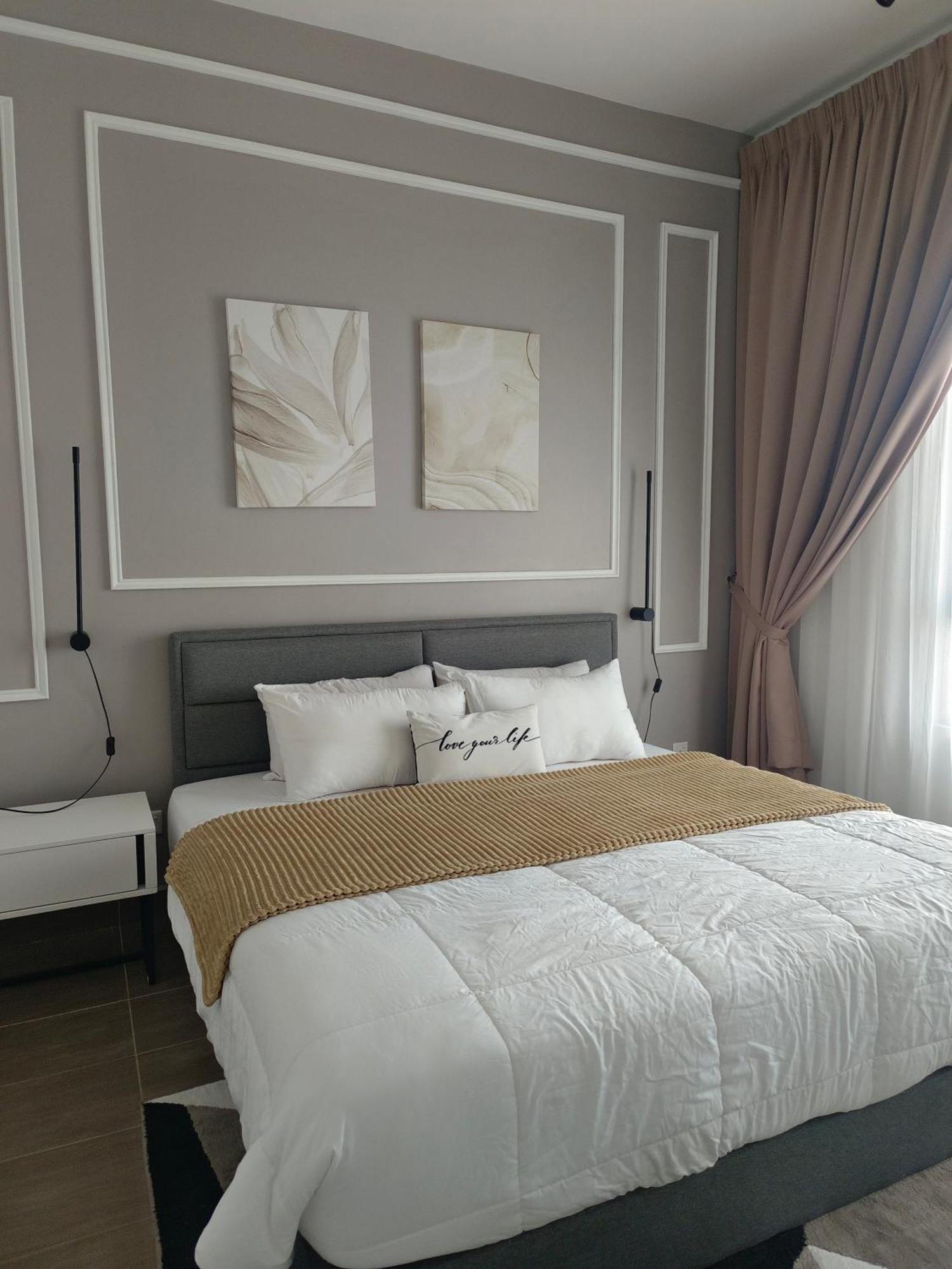 One Bedroom Troika Kota Bharu By Aghome, Modern Design Exteriör bild