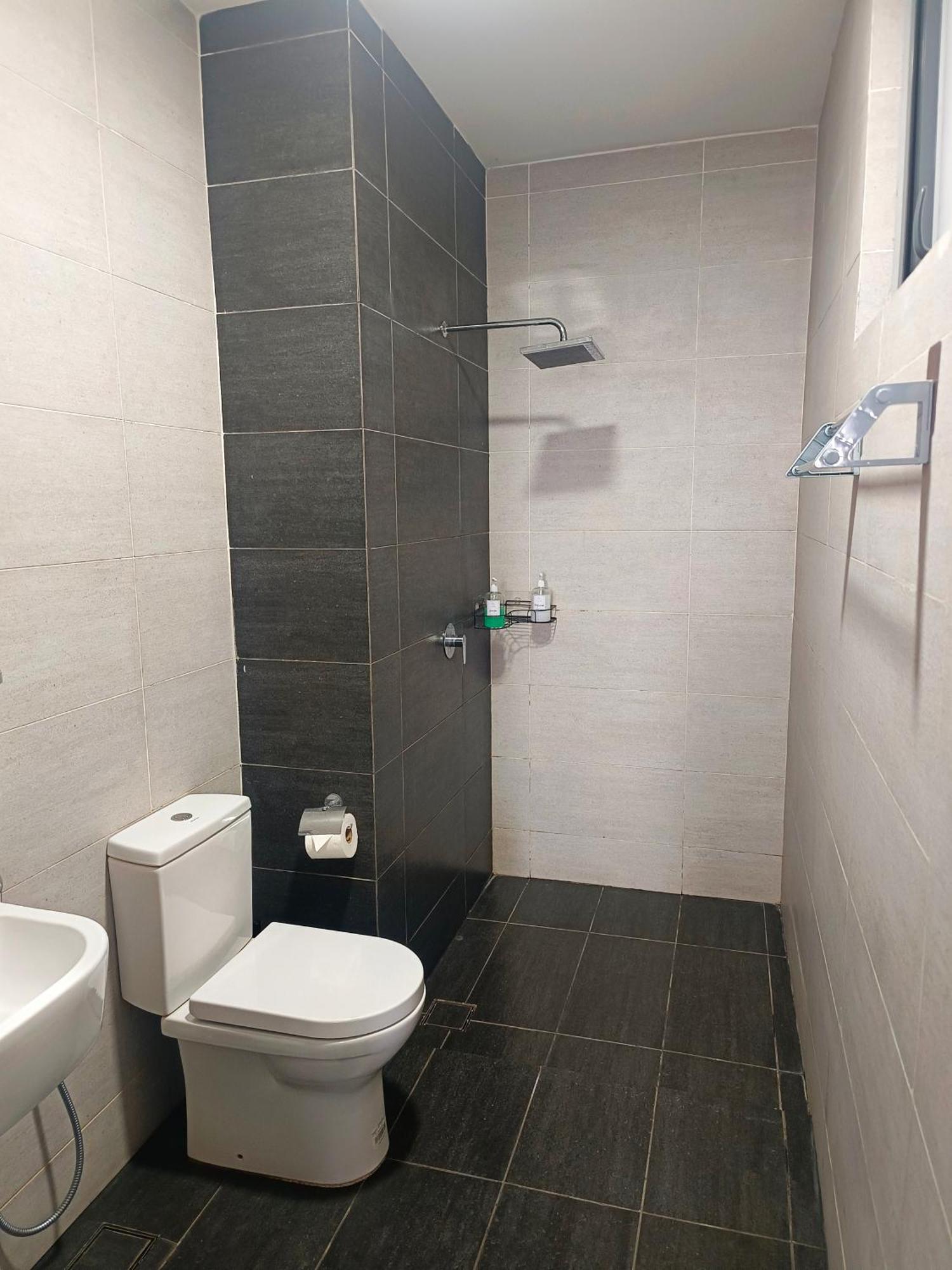 One Bedroom Troika Kota Bharu By Aghome, Modern Design Exteriör bild